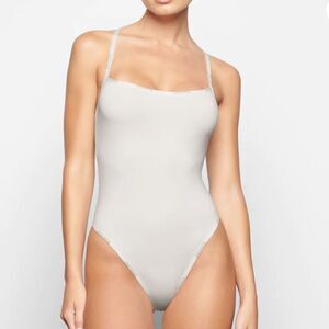 NWT SKIMS Cotton Logo Bodysuit In Marble White Cami Bodysuit